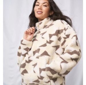 NWT United By Blue Recycled Sherpa Half Zip Pullover in Egret Large